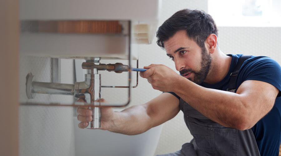 Local annual plumbing maintenance in Edgewood, IA